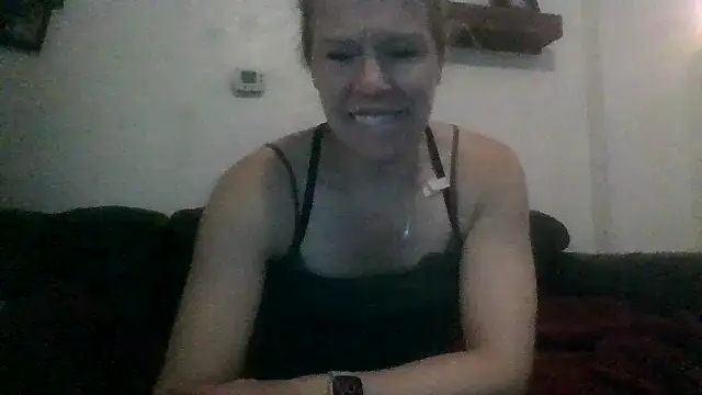 Snapshot of lisamatty4601 chatting on October 5, 2025, 12:09 am lisamatty4601 online show from October 5, 2025, 12:09 am