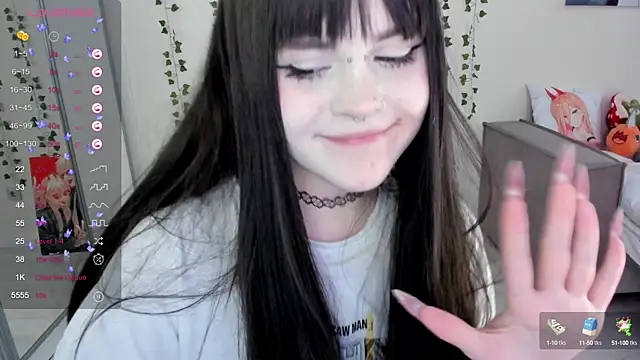 Snapshot of SelenaCute chatting on February 25, 2025, 6:36 am SelenaCute online show from February 25, 2025, 6:36 am