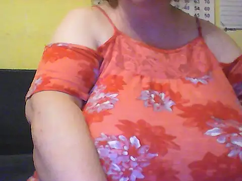 Snapshot of Nataliesbestjuggs chatting on May 31, 2026, 6:09 pm Nataliesbestjuggs online show from May 31, 2026, 6:09 pm