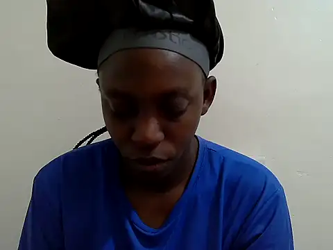 lizbela1 online show from November 14, 2025, 1:21 pm