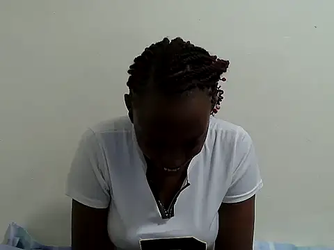 Snapshot of lizbela1 chatting on May 13, 2026, 7:55 pm lizbela1 online show from May 13, 2026, 7:55 pm