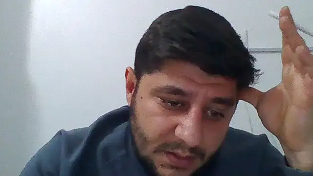 erkekkkadam online show from December 2, 2025, 3:40 pm