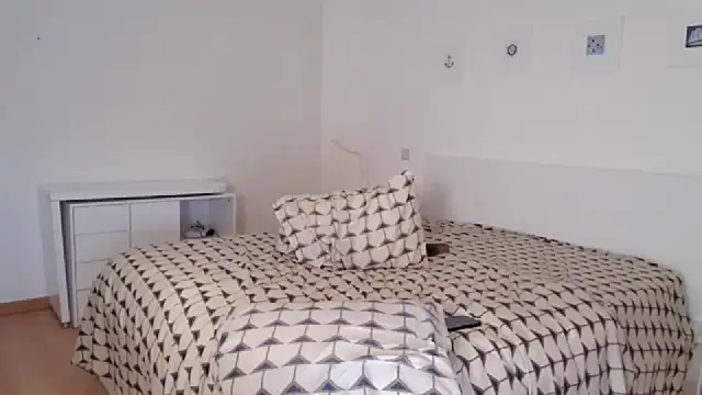 SexyandMarried1 online show from February 24, 2025, 3:09 pm