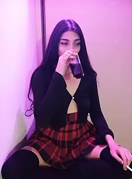 Felicia smok3 online show from December 5, 2024, 4:20 am