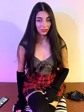 Felicia smok3 online show from November 26, 2025, 3:29 am