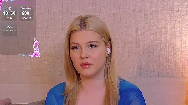 Snapshot of Alexis_Powell chatting on March 4, 2025, 8:38 pm Alexis Powell online show from March 4, 2025, 8:38 pm