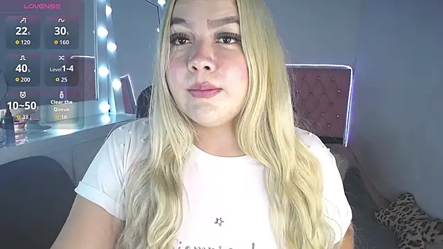 Celeste  sweetx online show from September 10, 2025, 4:45 am