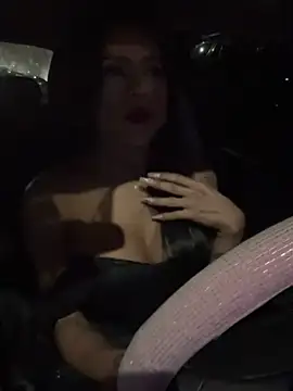 Snapshot of HOT_LADY_777 chatting on December 25, 2024, 6:20 am HOT LADY 777 online show from December 25, 2024, 6:20 am