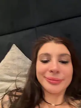 Ashley-Urban online show from January 14, 2025, 10:02 pm