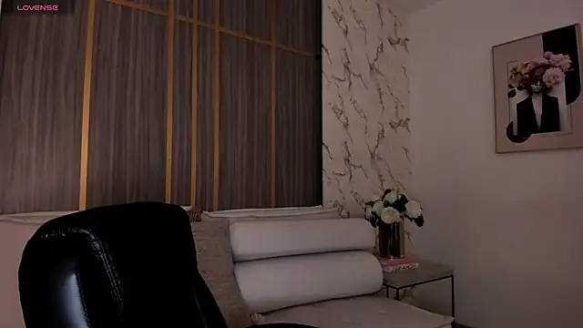 IsabellaAllen online show from July 10, 2026, 12:48 am