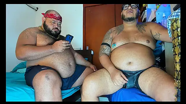 Snapshot of Latino_bigcock chatting on July 26, 2026, 2:20 am Latino bigcock online show from July 26, 2026, 2:20 am