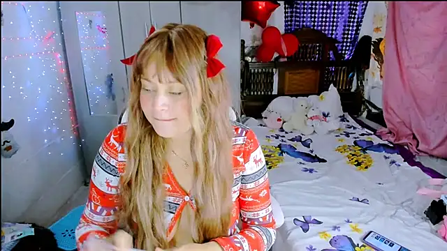 SofiaOlivares online show from December 3, 2025, 11:30 am