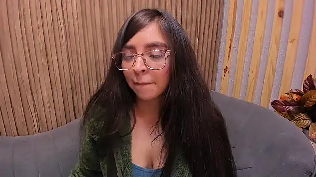 Snapshot of Eva_Macalliter chatting on February 12, 2025, 9:10 am Eva Macalliter online show from February 12, 2025, 9:10 am