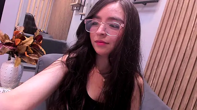 Snapshot of Eva_Macalliter chatting on October 10, 2025, 2:54 am Eva Macalliter online show from October 10, 2025, 2:54 am