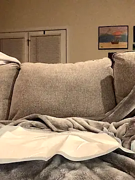 Snapshot of SweetHoneyBunz chatting on November 24, 2025, 12:32 am SweetHoneyBunz online show from November 24, 2025, 12:32 am