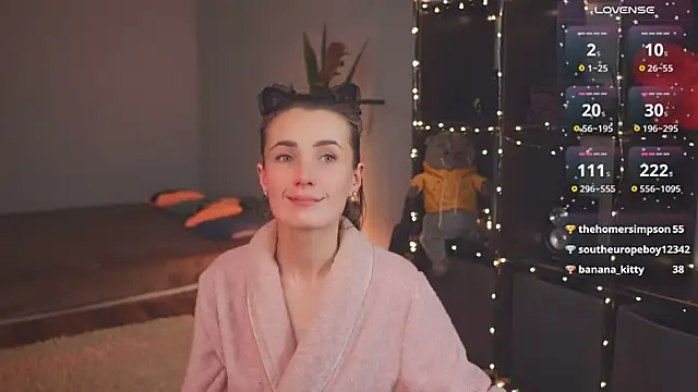 Snapshot of bananya_kitty chatting on February 13, 2025, 12:43 pm bananya kitty online show from February 13, 2025, 12:43 pm