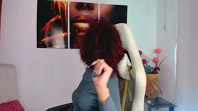 ScarlettMalbec online show from October 8, 2025, 9:45 pm