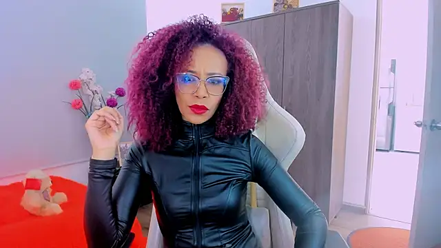 ScarlettMalbec online show from March 11, 2026, 8:15 pm