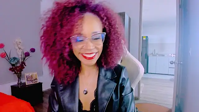 Snapshot of ScarlettMalbec chatting on March 18, 2026, 7:50 pm ScarlettMalbec online show from March 18, 2026, 7:50 pm