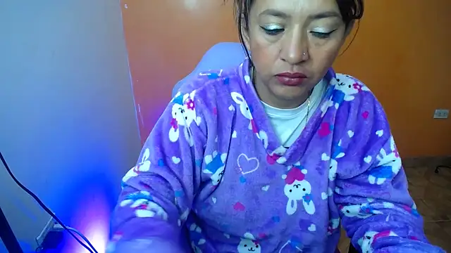 Snapshot of daleska_ayala_1 chatting on January 15, 2025, 1:52 pm daleska ayala 1 online show from January 15, 2025, 1:52 pm