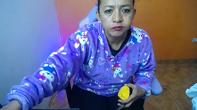 Snapshot of daleska_ayala_1 chatting on January 19, 2025, 7:57 am daleska ayala 1 online show from January 19, 2025, 7:57 am