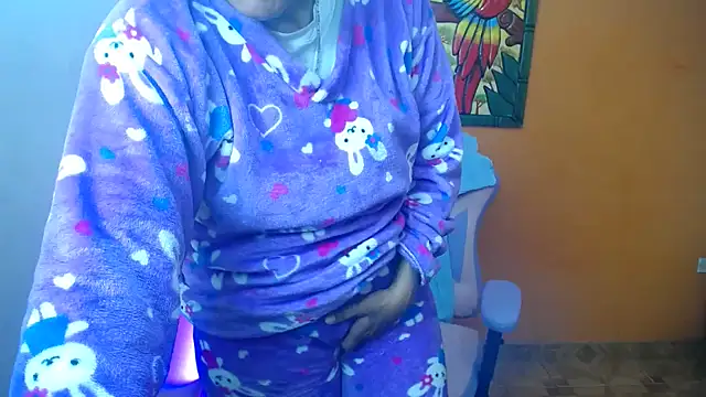 Snapshot of daleska_ayala_1 chatting on February 2, 2025, 2:27 am daleska ayala 1 online show from February 2, 2025, 2:27 am