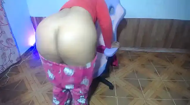 Snapshot of daleska_ayala_1 chatting on March 1, 2025, 11:26 pm daleska ayala 1 online show from March 1, 2025, 11:26 pm