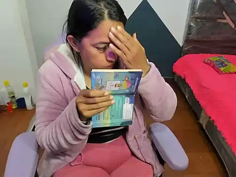 Snapshot of daleska_ayala_1 chatting on September 22, 2025, 11:51 pm daleska ayala 1 online show from September 22, 2025, 11:51 pm