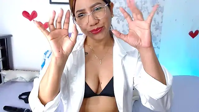 Snapshot of vanessa_cute1 chatting on February 22, 2025, 5:02 pm vanessa cute1 online show from February 22, 2025, 5:02 pm