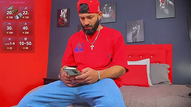 Snapshot of Thiagogomez chatting on December 10, 2024, 12:16 pm Thiagogomez online show from December 10, 2024, 12:16 pm