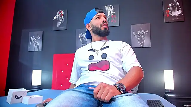 Snapshot of Thiagogomez chatting on January 17, 2025, 12:21 pm Thiagogomez online show from January 17, 2025, 12:21 pm