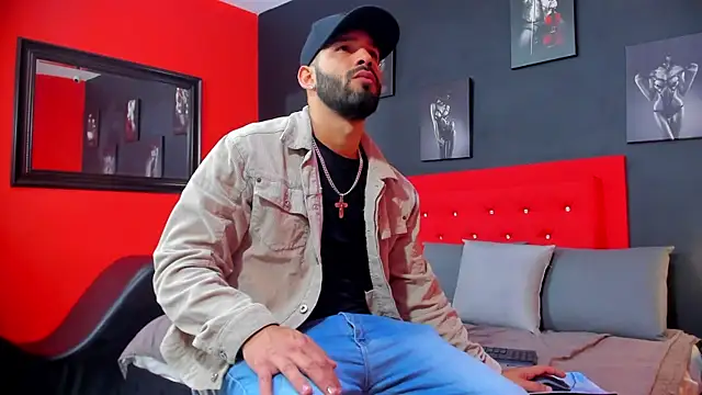 Snapshot of Thiagogomez chatting on October 4, 2025, 12:36 pm Thiagogomez online show from October 4, 2025, 12:36 pm