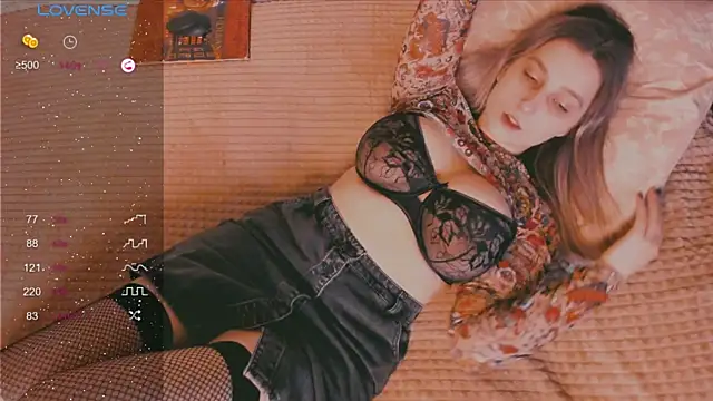 Snapshot of yoursugarbabe chatting on November 9, 2025, 3:43 pm yoursugarbabe online show from November 9, 2025, 3:43 pm