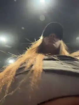 Bigbuttbrooklynn online show from January 14, 2026, 2:33 pm