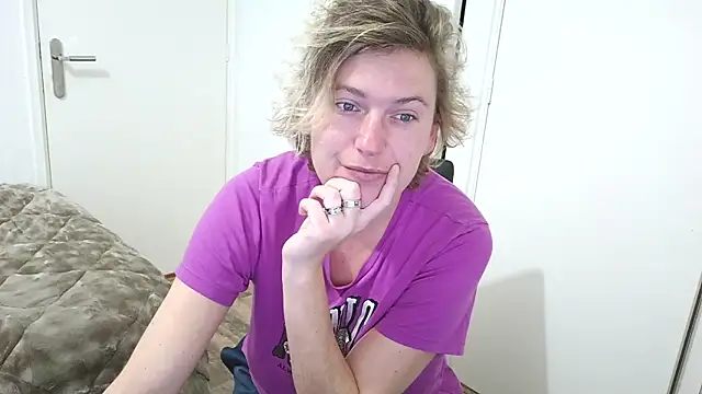 cumfun online show from December 17, 2025, 7:58 am