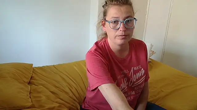 Snapshot of cumfun chatting on July 19, 2026, 2:32 pm cumfun online show from July 19, 2026, 2:32 pm