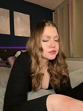 VictoriaLaFleur online show from February 15, 2026, 9:22 pm