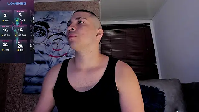 Snapshot of JUANDIAMONDS98 chatting on December 14, 2024, 1:05 pm JUANDIAMONDS98 online show from December 14, 2024, 1:05 pm