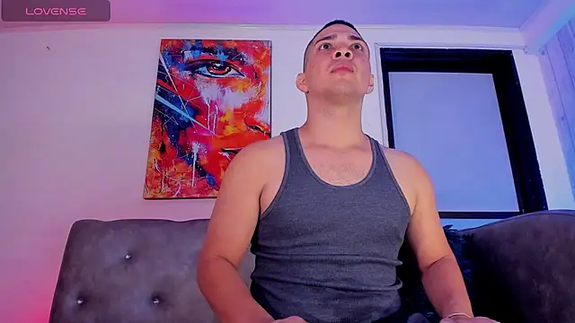 Snapshot of JUANDIAMONDS98 chatting on February 10, 2025, 12:50 pm JUANDIAMONDS98 online show from February 10, 2025, 12:50 pm