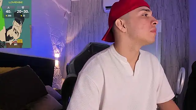 Snapshot of JUANDIAMONDS98 chatting on October 12, 2025, 12:59 pm JUANDIAMONDS98 online show from October 12, 2025, 12:59 pm