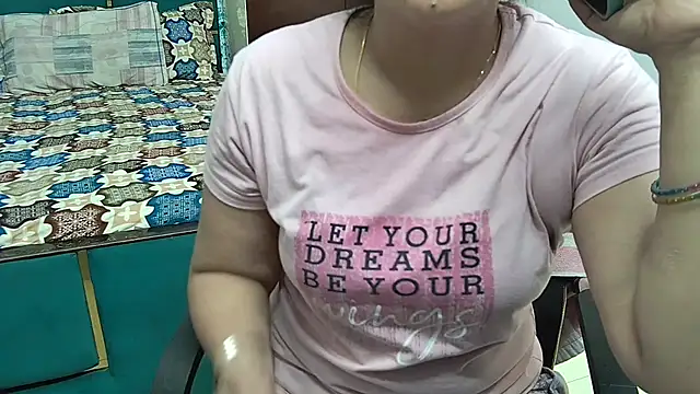 Snapshot of bhabhisexxy_880 chatting on July 11, 2026, 5:10 am bhabhisexxy 880 online show from July 11, 2026, 5:10 am