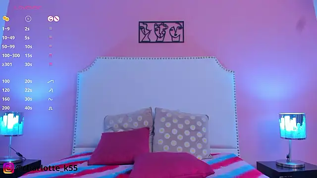 Snapshot of charlotte_kisss chatting on December 6, 2024, 11:03 pm charlotte kisss online show from December 6, 2024, 11:03 pm