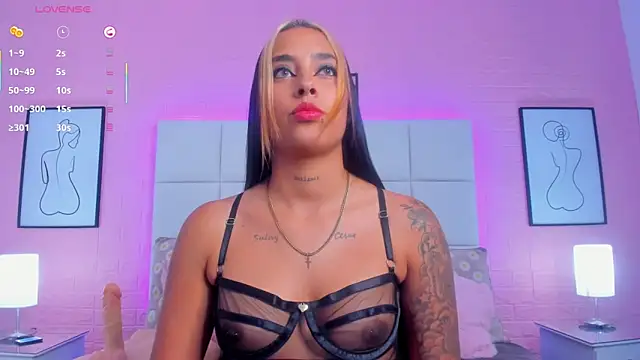 Snapshot of charlotte_kisss chatting on May 16, 2026, 6:39 pm charlotte kisss online show from May 16, 2026, 6:39 pm