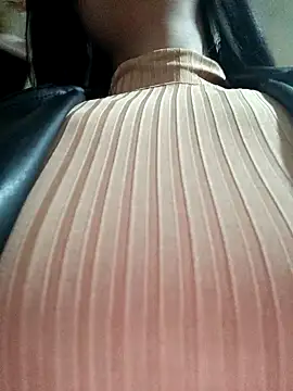 Snapshot of Astrid-- chatting on February 27, 2025, 3:05 pm Astrid-- online show from February 27, 2025, 3:05 pm