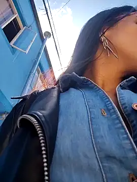 Astrid-- online show from January 7, 2026, 3:14 pm