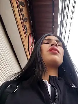 Astrid-- online show from May 5, 2026, 2:58 pm