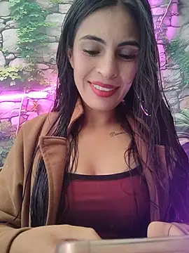 Astrid-- online show from June 18, 2026, 3:16 pm
