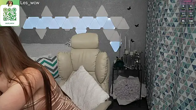 Snapshot of HarleyDeess chatting on January 20, 2025, 9:53 pm HarleyDeess online show from January 20, 2025, 9:53 pm