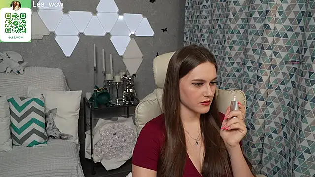 Snapshot of HarleyDeess chatting on March 18, 2025, 8:15 pm HarleyDeess online show from March 18, 2025, 8:15 pm