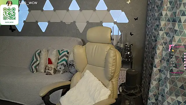 HarleyDeess online show from September 20, 2025, 9:38 pm